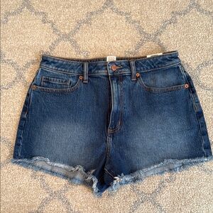 Pink Victoria’s Secret Medium Wash Denim Cut Off Shorts NWT